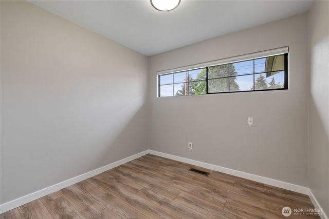 1117 N Hawthorne Street, Tacoma, WA 98406