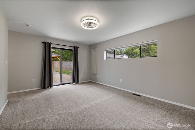 1117 N Hawthorne Street, Tacoma, WA 98406