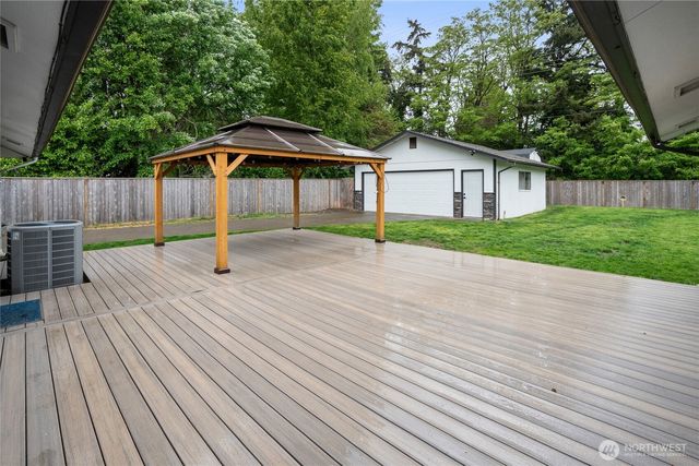 1117 N Hawthorne Street, Tacoma, WA 98406