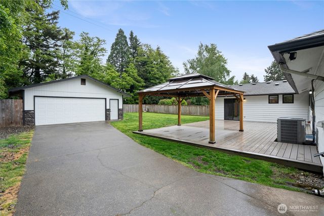 1117 N Hawthorne Street, Tacoma, WA 98406