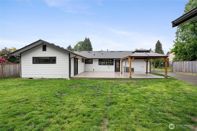 1117 N Hawthorne Street, Tacoma, WA 98406