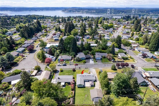 1117 N Hawthorne Street, Tacoma, WA 98406