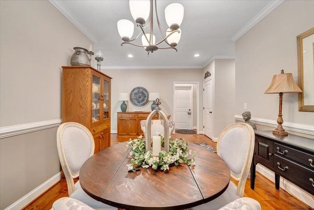 3601 Colonial Court DR, Roanoke, VA 24018