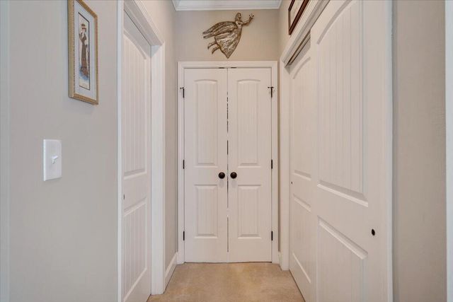 3601 Colonial Court DR, Roanoke, VA 24018