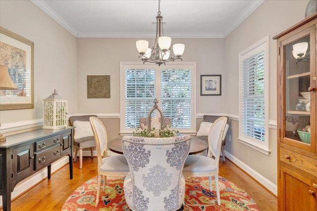 3601 Colonial Court DR, Roanoke, VA 24018