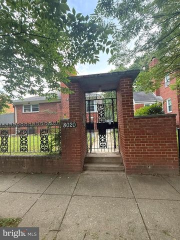 8020 EASTERN AVE NW, Washington, DC 20012