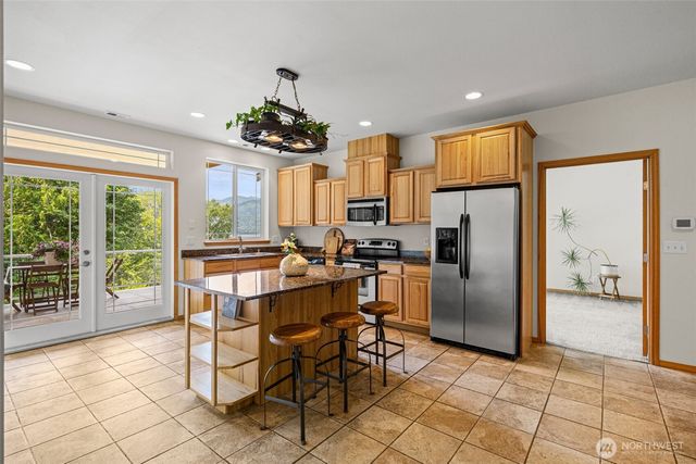 412 Seabeck Holly Road W, Seabeck, WA 98380