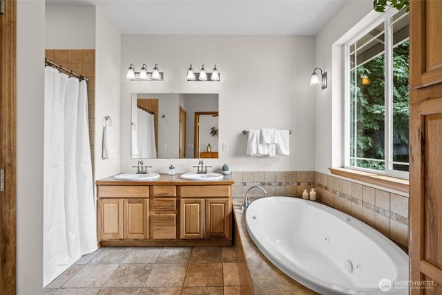 412 Seabeck Holly Road W, Seabeck, WA 98380