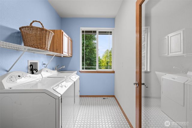 412 Seabeck Holly Road W, Seabeck, WA 98380