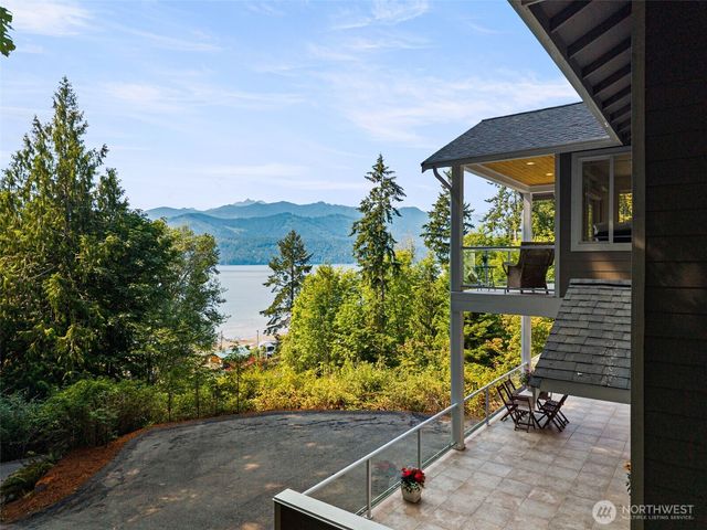 412 Seabeck Holly Road W, Seabeck, WA 98380