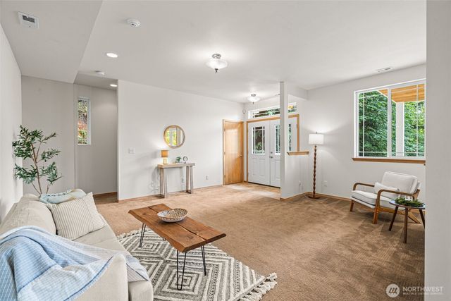 412 Seabeck Holly Road W, Seabeck, WA 98380