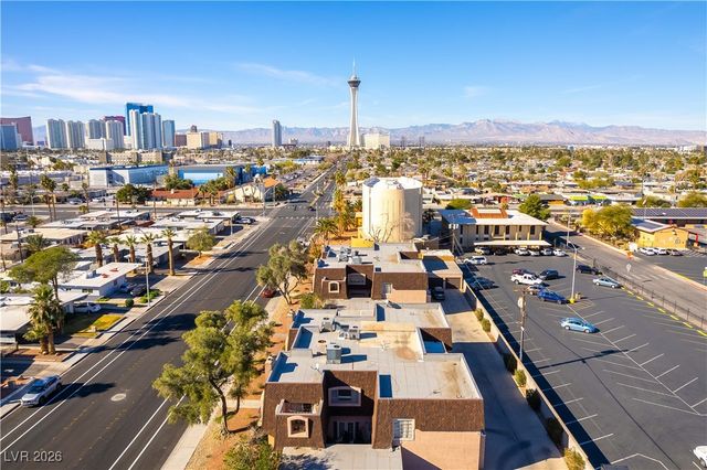 1301 East St Louis Avenue C, Las Vegas, NV 89104