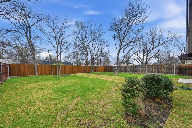 13831 Sundown Trail, Farmers Branch, TX 75234