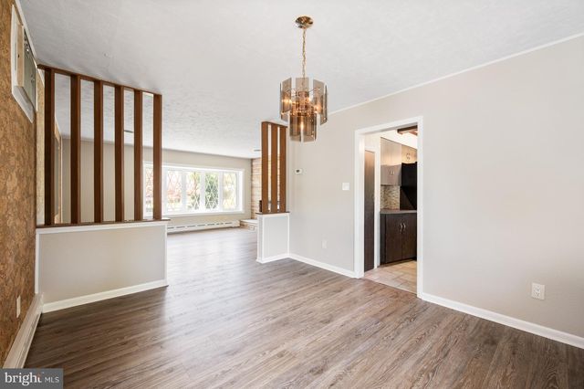 8917 LINTON LN, Alexandria, VA 22308