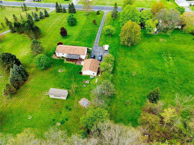2827 County Road 10, Hopewell, NY 14424