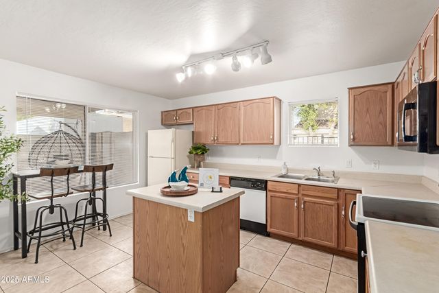 16021 N 30TH Street 113, Phoenix, AZ 85032