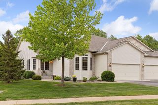 17462 Haralson Drive, Eden Prairie, MN 55347