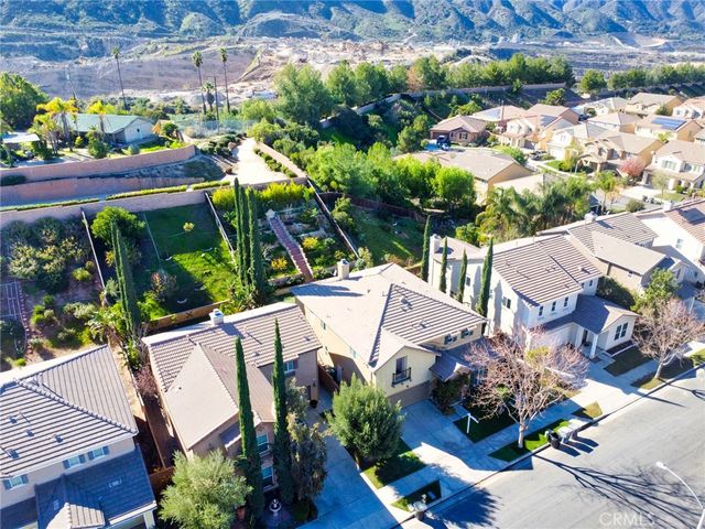 25465 Hyacinth, Corona, CA 92883