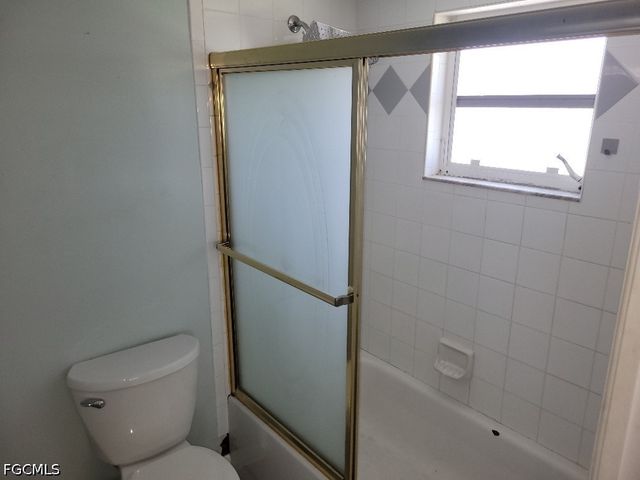 208 NW 4th AVE, Cape Coral, FL 33993