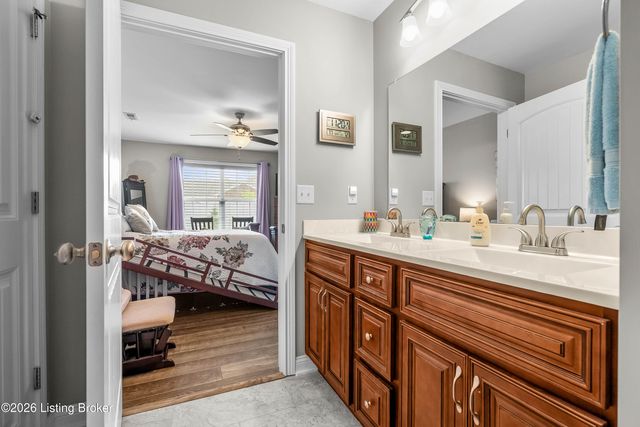 119 Sweetspire Dr, Mt Washington, KY 40047