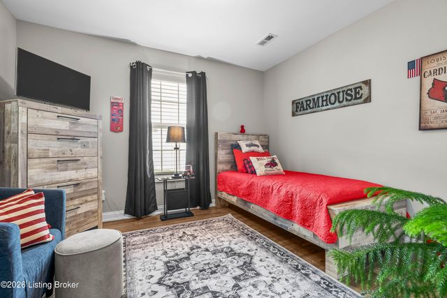 119 Sweetspire Dr, Mt Washington, KY 40047