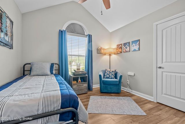 119 Sweetspire Dr, Mt Washington, KY 40047