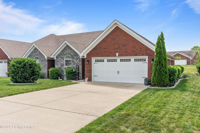 119 Sweetspire Dr, Mt Washington, KY 40047