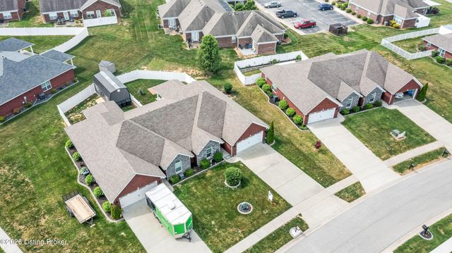 119 Sweetspire Dr, Mt Washington, KY 40047
