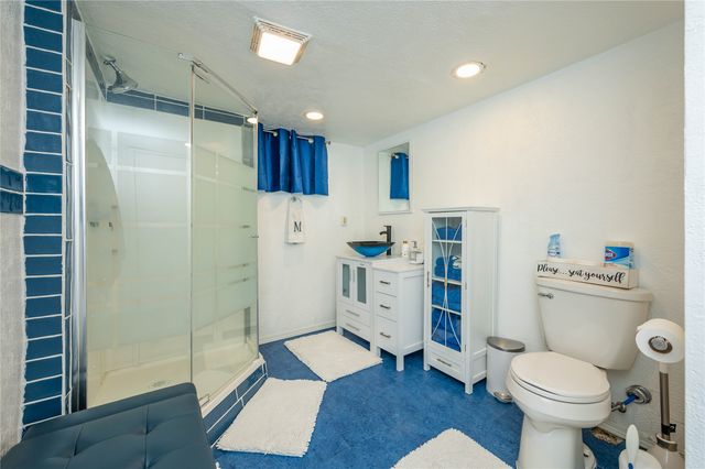 2516 57th Street, Des Moines, IA 50310