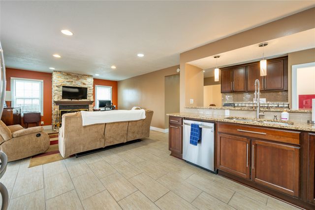 2516 57th Street, Des Moines, IA 50310