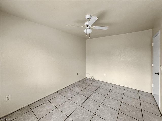 2239 Iris WAY, Fort Myers, FL 33905