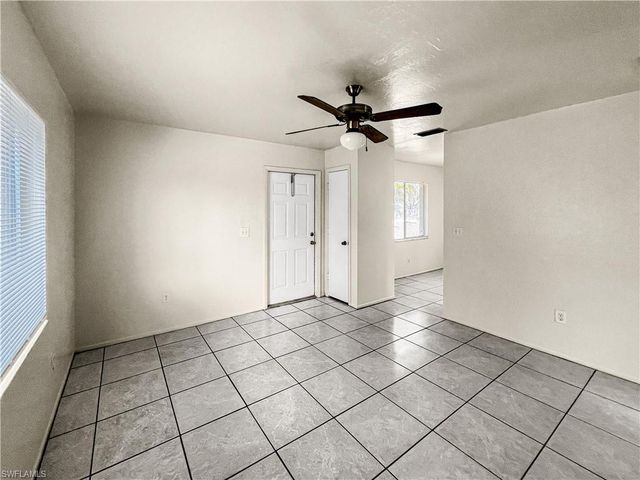 2239 Iris WAY, Fort Myers, FL 33905