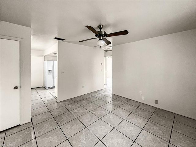 2239 Iris WAY, Fort Myers, FL 33905