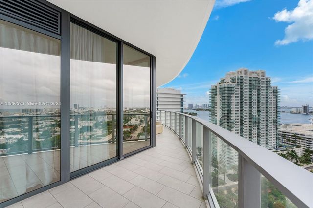 500 Alton Rd 2105, Miami Beach, FL 33139