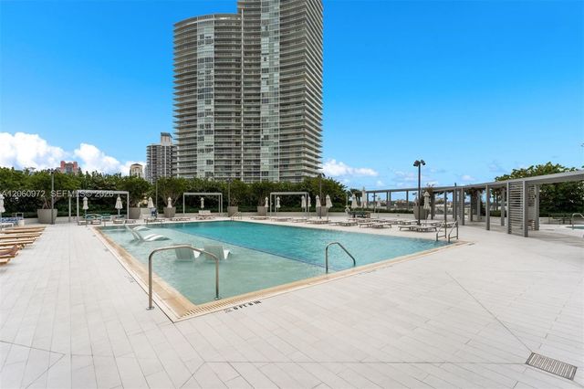 500 Alton Rd 2105, Miami Beach, FL 33139