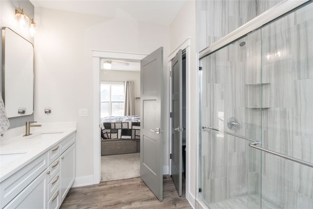 16418 Northpark Drive, Urbandale, IA 50323