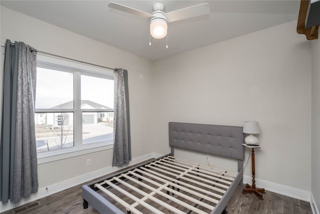 16418 Northpark Drive, Urbandale, IA 50323