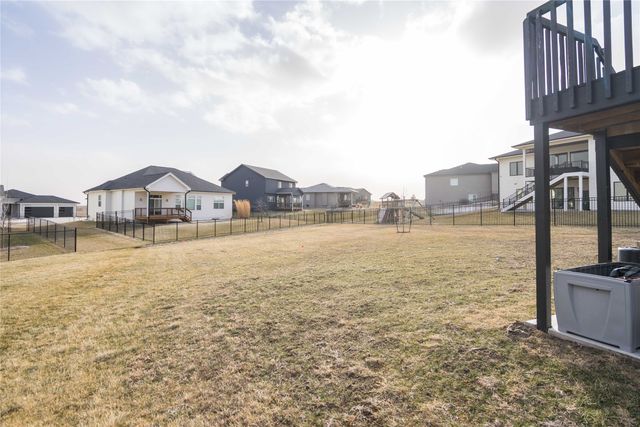 16418 Northpark Drive, Urbandale, IA 50323