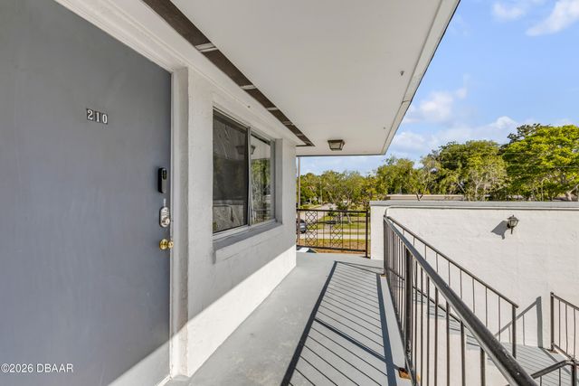 303 Ridge Blvd Apt 210, Daytona Beach, FL 32119