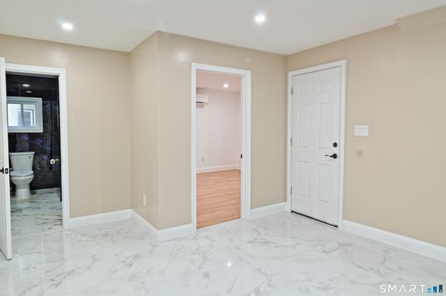 40 Elizabeth Street 2, Waterbury, CT 06704