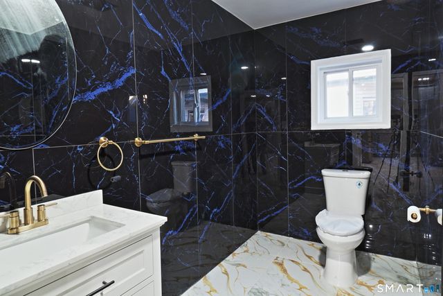 40 Elizabeth Street 2, Waterbury, CT 06704