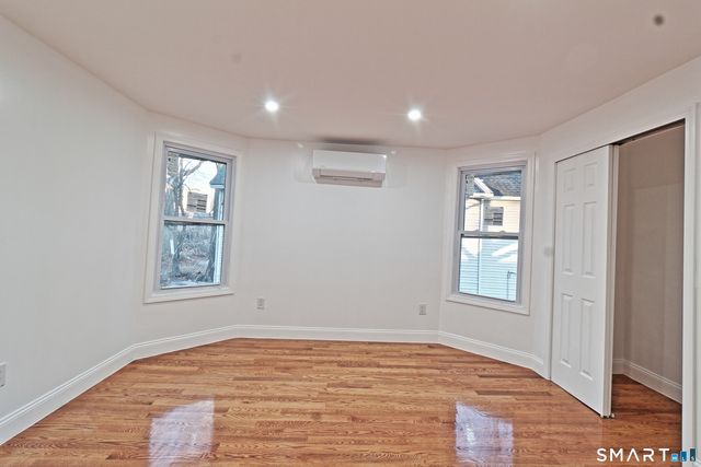 40 Elizabeth Street 2, Waterbury, CT 06704