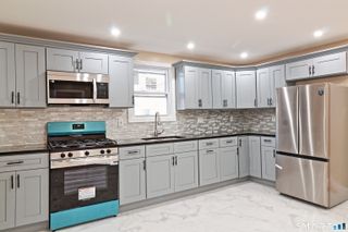 40 Elizabeth Street 2, Waterbury, CT 06704