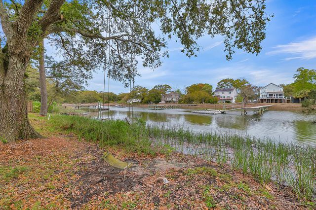 764 Creekside Drive, Charleston, SC 29412