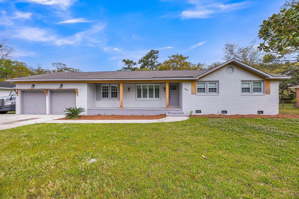 764 Creekside Drive, Charleston, SC 29412