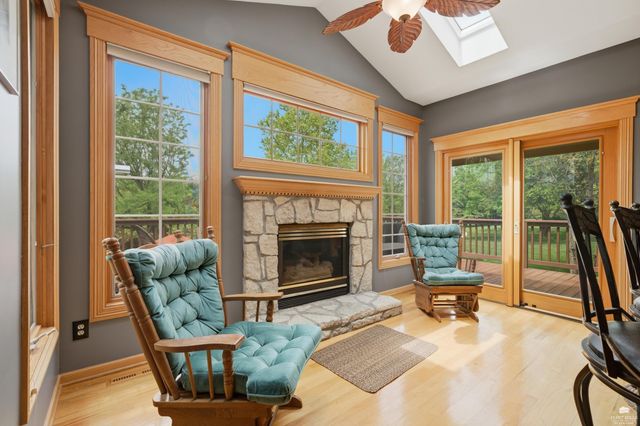 1213 Greystone Place, Manhattan, KS 66503