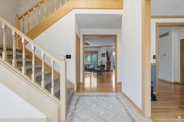 1213 Greystone Place, Manhattan, KS 66503