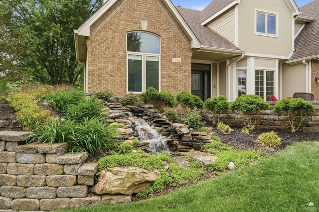 1213 Greystone Place, Manhattan, KS 66503