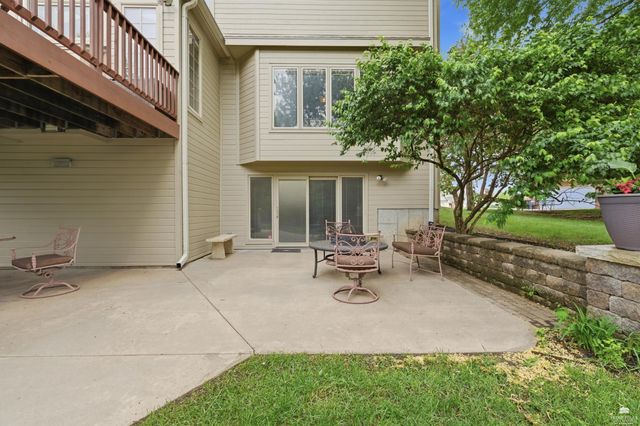 1213 Greystone Place, Manhattan, KS 66503