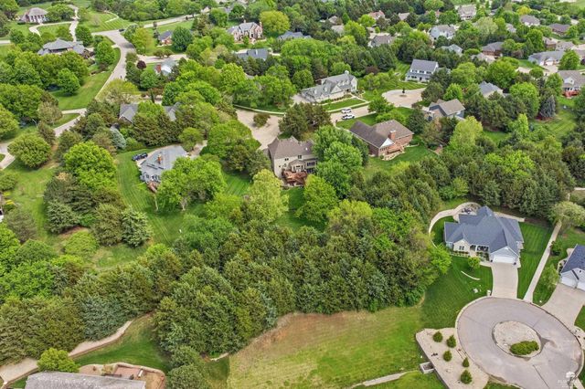 1213 Greystone Place, Manhattan, KS 66503